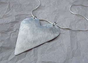 large-heart-necklace2.jpg