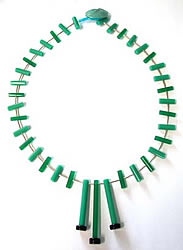 green-necklace-knitwit.jpg