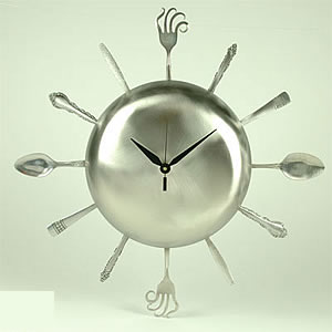 spoonman_clock1_1_a.jpg
